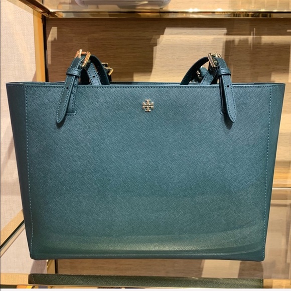 Tory Burch Handbags - 💚Tory Burch Emerson Leather Buckle Tote💚